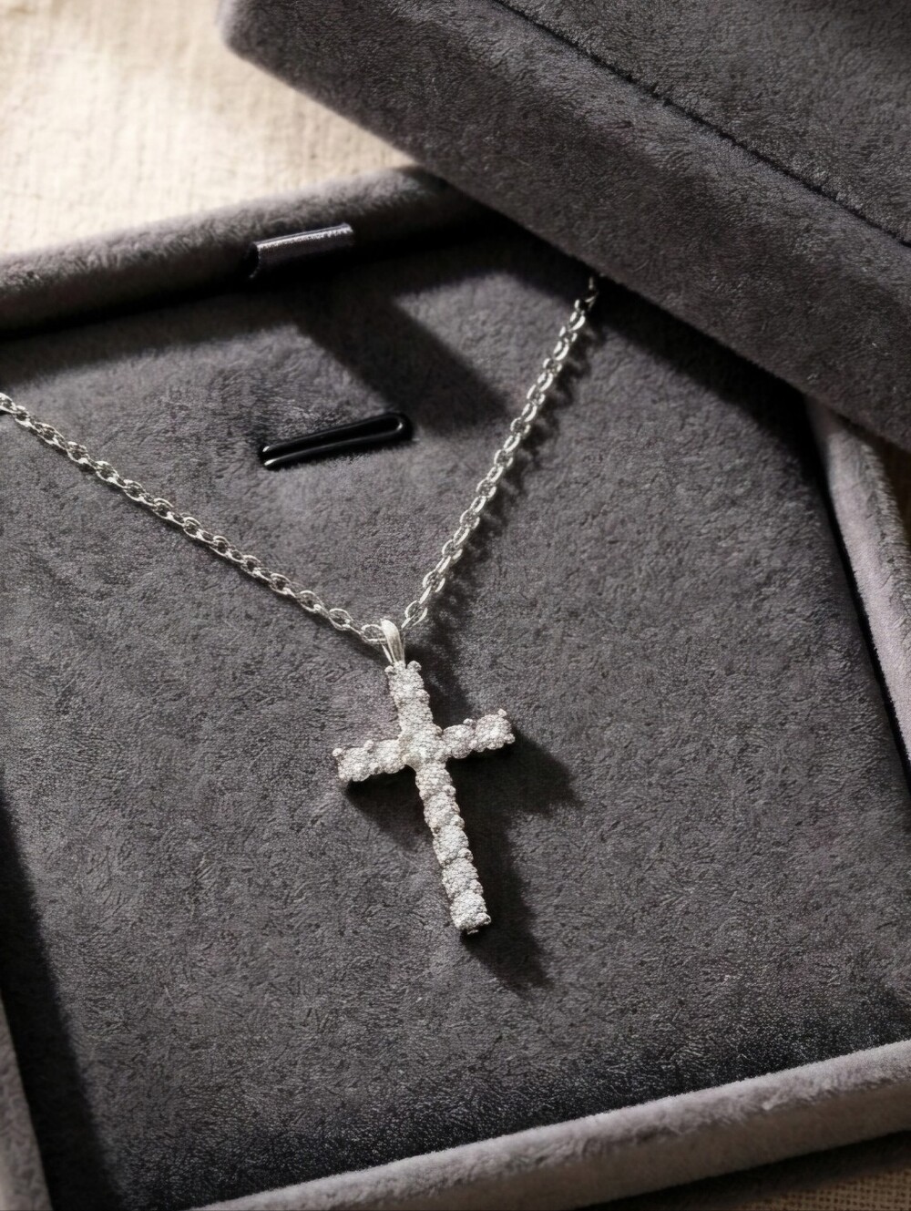 Elegant Silver And Zirconia Cross Pendant Necklace - Picture 1 of 5